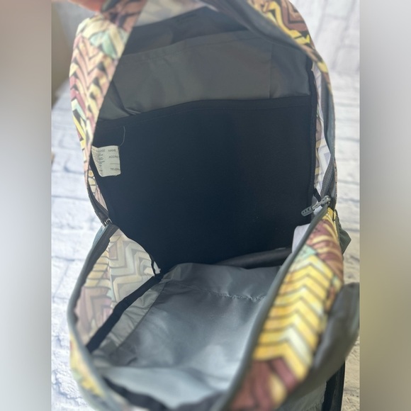 L.L. Bean Quad Explorer Backpack. Great for Outdoors, office, school or travel. - Picture 10 of 12